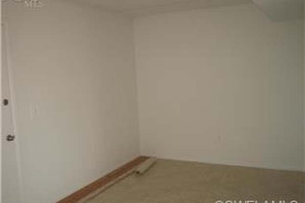 Building Photo - 3704 Broadway-