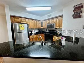 Building Photo - 829 Camargo Way