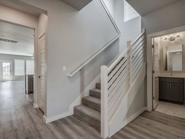 Building Photo - Beautiful Home in Edmond/Oklahoma City
