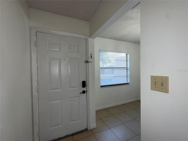 Building Photo - 2011 Caribbean Dr N