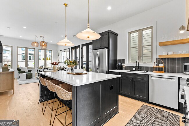 Building Photo - 245 Rolison Wy