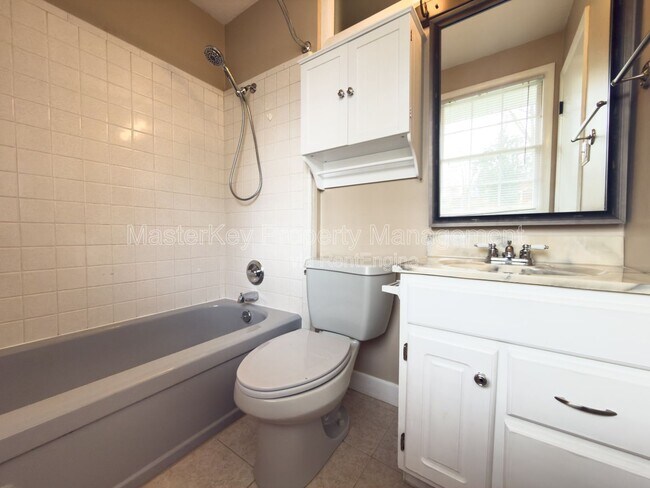 Building Photo - 5317 Coronado Dr