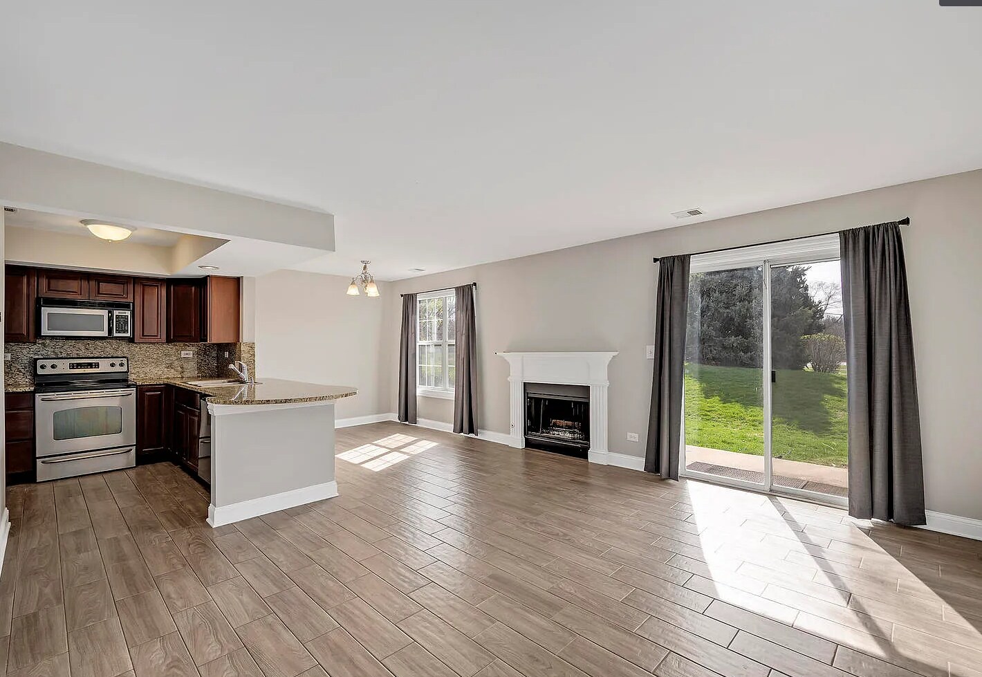 Building Photo - 11 Foxcroft Rd