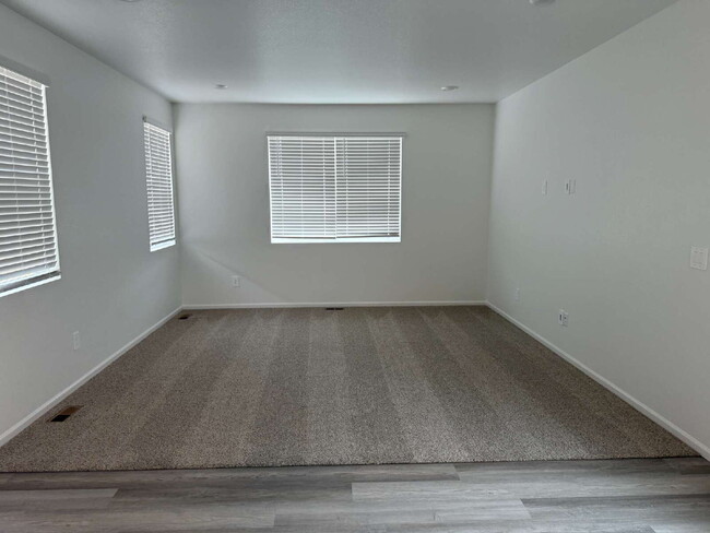 Building Photo - 11343 Pikeminnow Pl