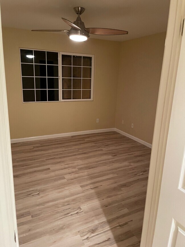 Building Photo - 5055 Collwood Blvd