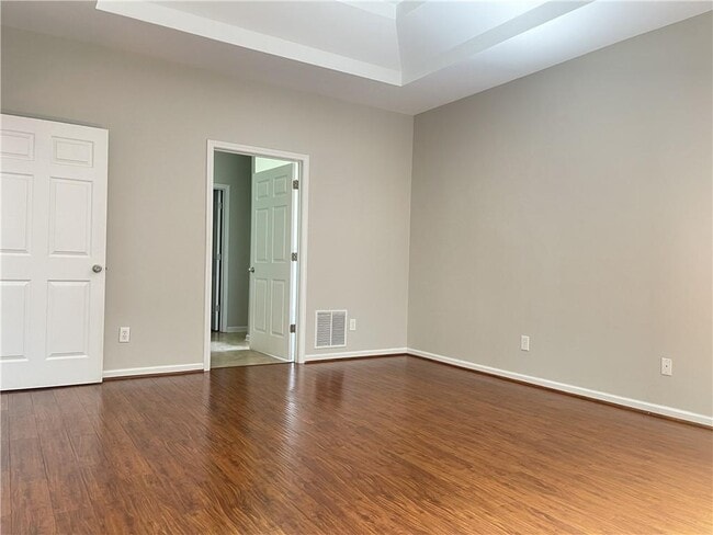 Building Photo - 385 Blackwood Ln