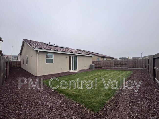 Building Photo - 4612 Irma Dr