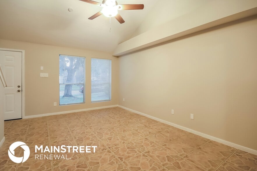 Building Photo - 2219 Hadden Hollow Dr