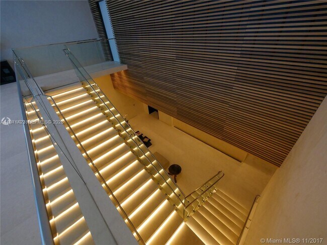 Building Photo - 10201 Collins Ave