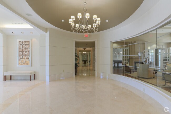 Lobby Photo - City Center Townes