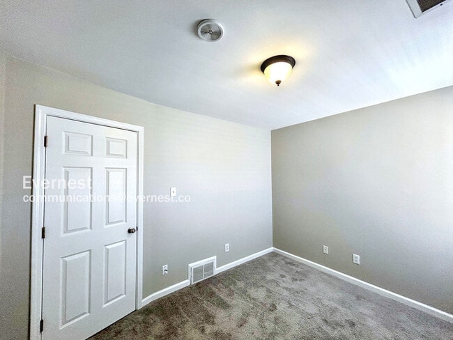 Building Photo - 1271 Fleets Harbor Dr