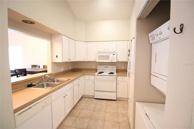 Building Photo - 9158 SW 51st Rd