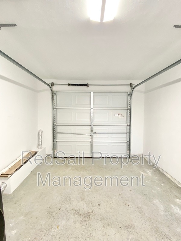 Building Photo - 6209 Ball Ave