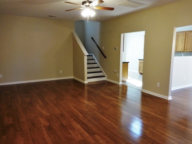 Building Photo - 103 Surlington Dr