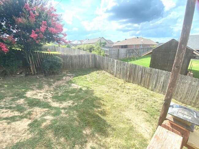 Building Photo - 3BR/2BA For Rent