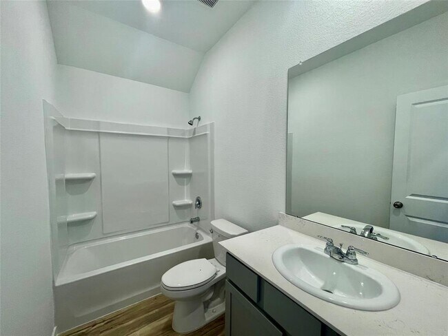 Building Photo - 17202 Coppice Oak Dr