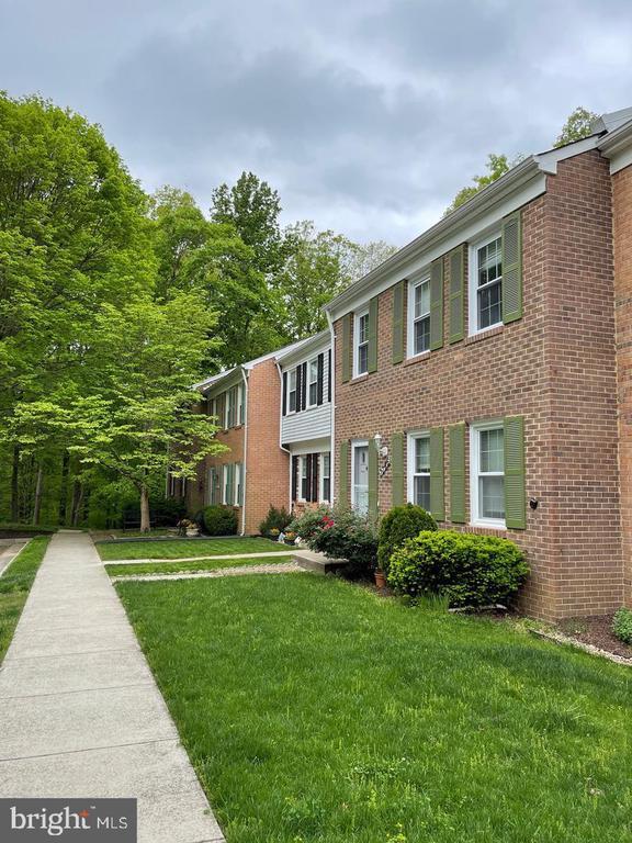 Building Photo - 7746 Brandeis Way