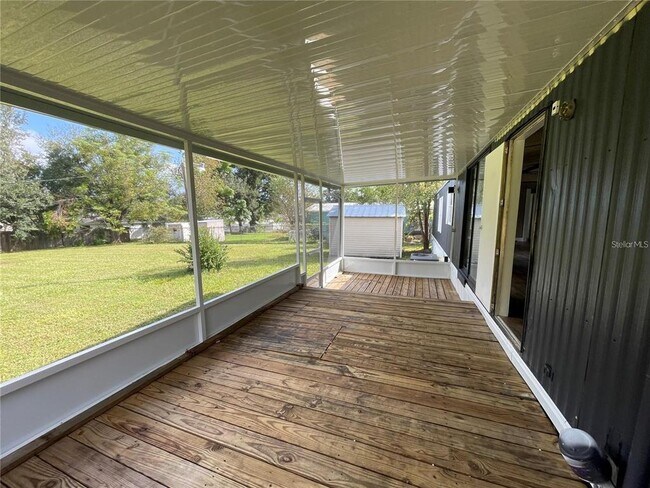 Building Photo - 101 Caroline Ave