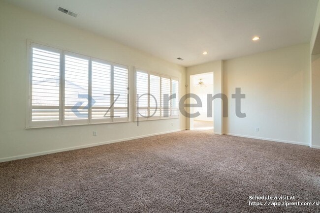 Building Photo - 100 Canterbury Ct