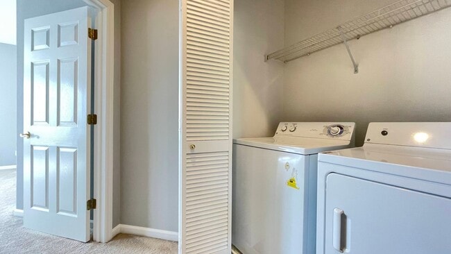 Building Photo - 3BD/3BA - Exclusive Townhome Living on Communication Hill: Modern Comfort Meets Scenic Views