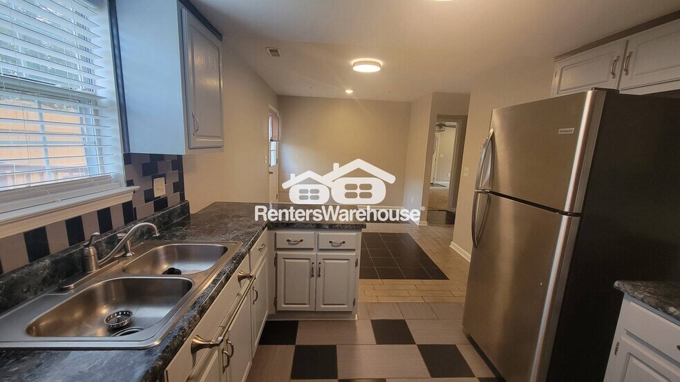 Building Photo - 1353 Isleworth Cir