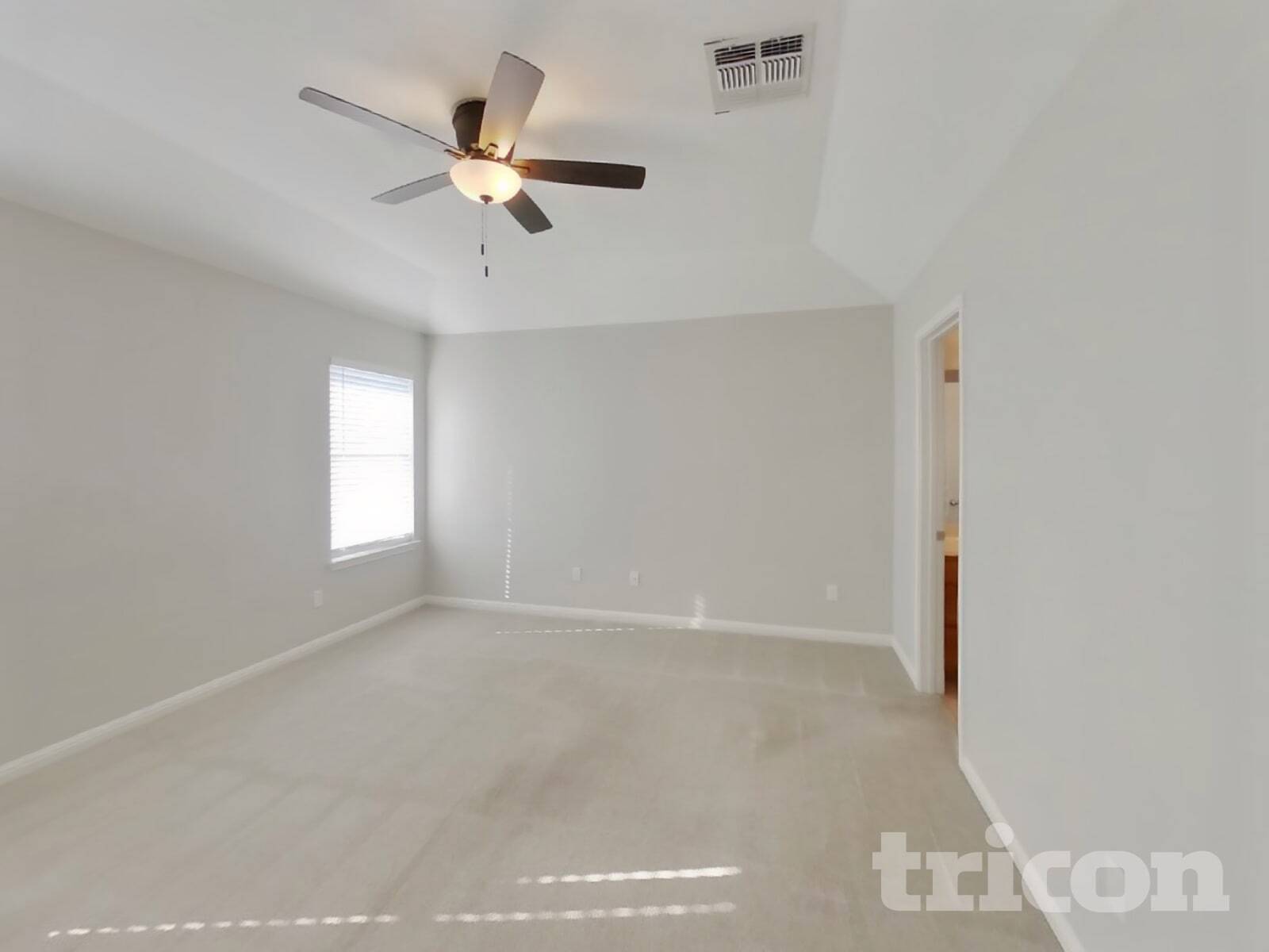 Building Photo - 2164 Bentwood Dr