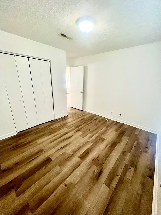 Building Photo - Buena Vista Cottage for Rent!