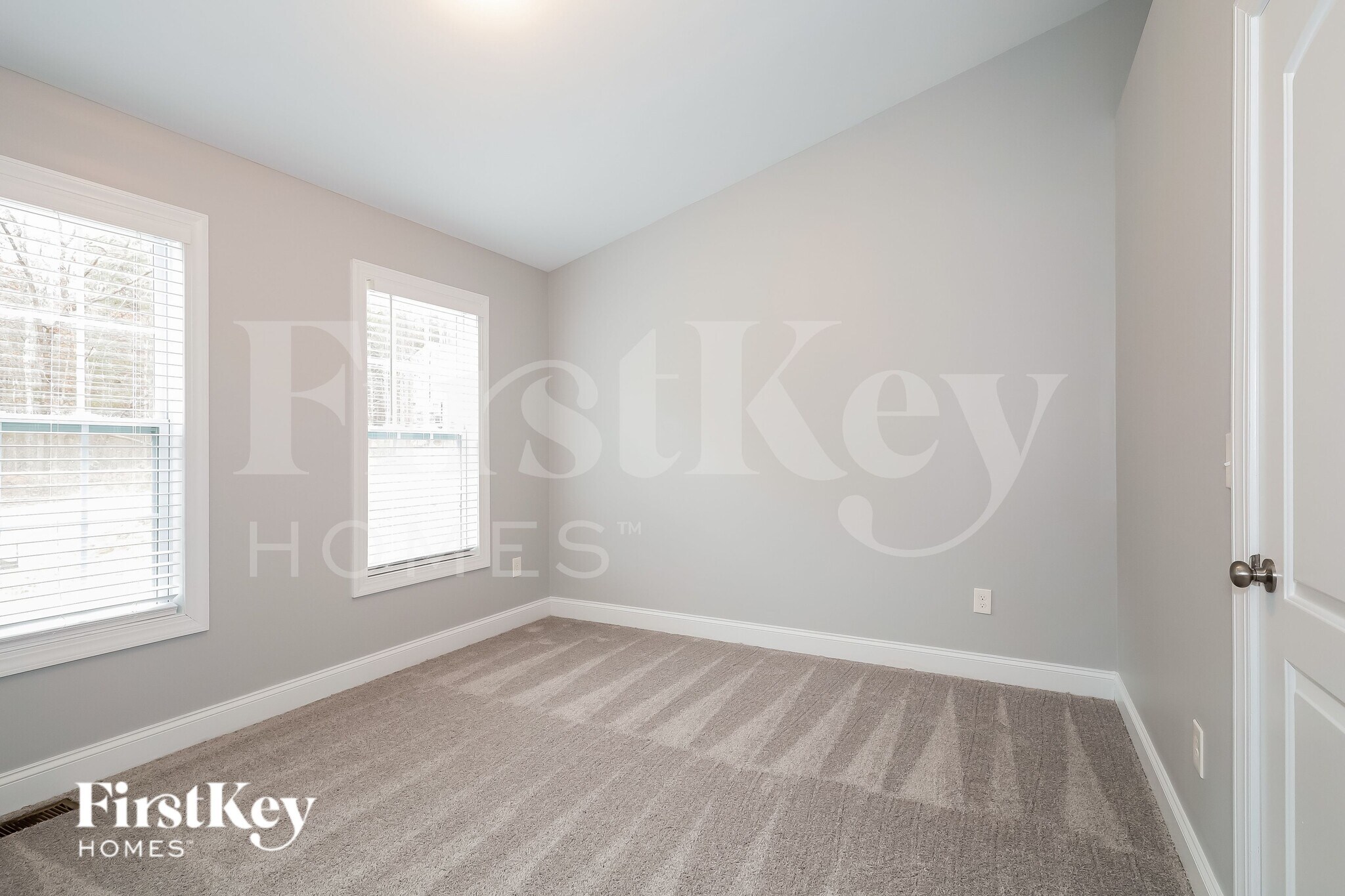 Building Photo - 7761 Sarah Dr