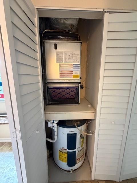 Building Photo - 6701 Dickens Ferry Rd