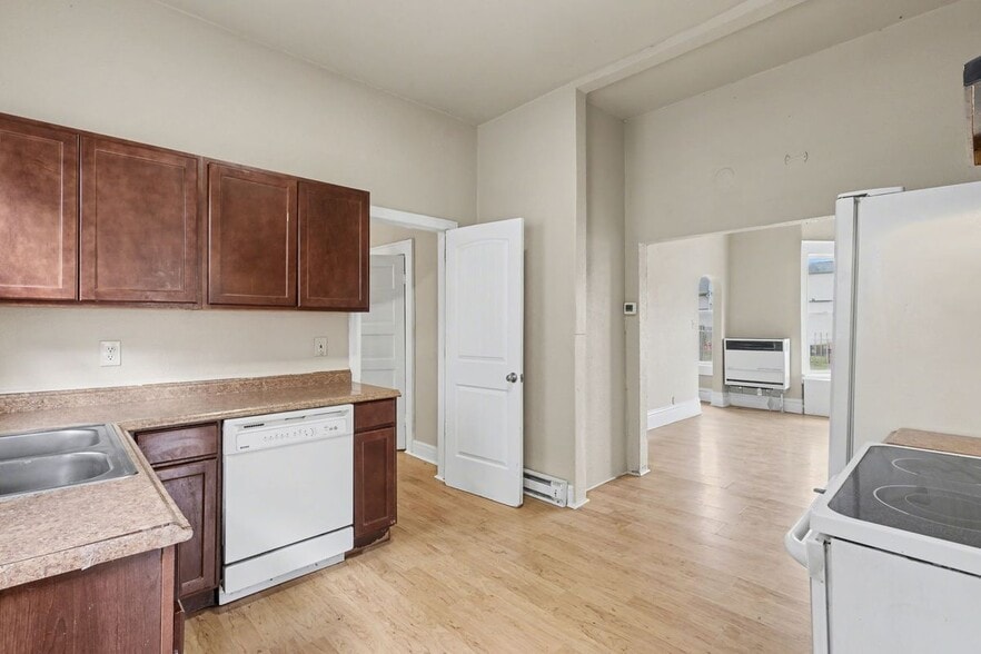 Building Photo - 3602 1/2 W Colorado Ave