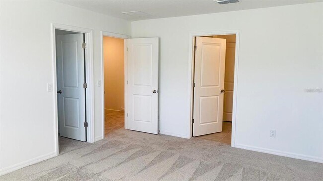 Building Photo - 1621 Pelican Dr