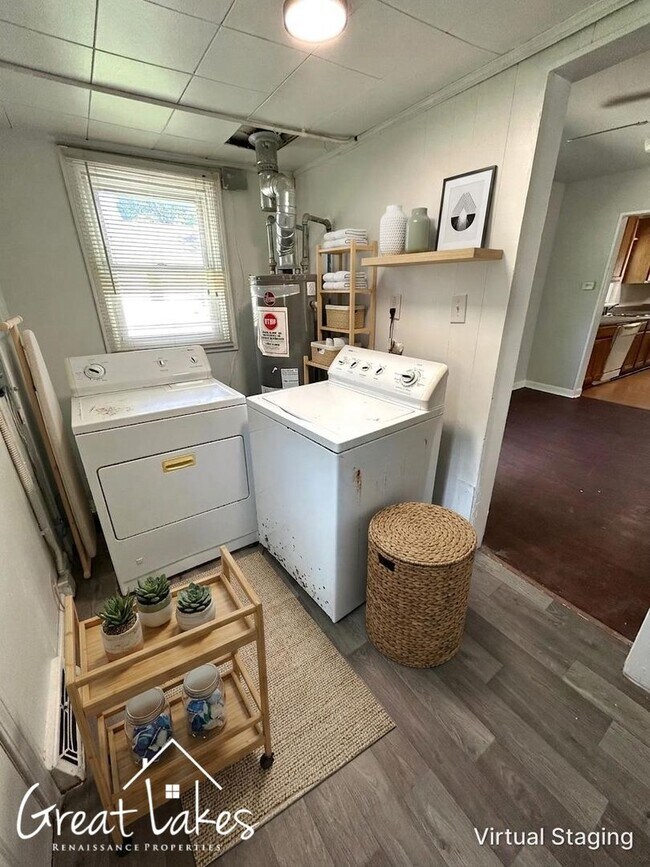 Building Photo - Lovely 3 bedroom / 1 bathroom house now available for rent!