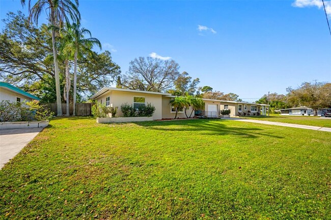 Building Photo - 1411 Pine Brook Dr