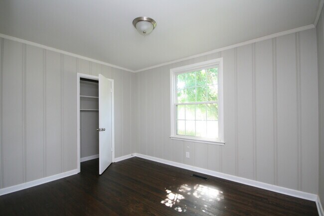 Building Photo - 4300 Force Dr NW