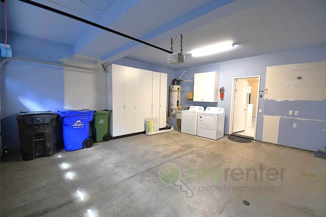 Building Photo - Carmel Valley | Palermo–Carmel Del Mar Tow...