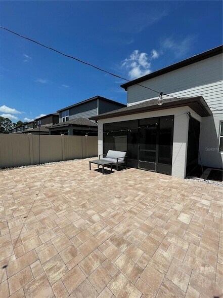 Building Photo - 30543 Thunderbird Dr