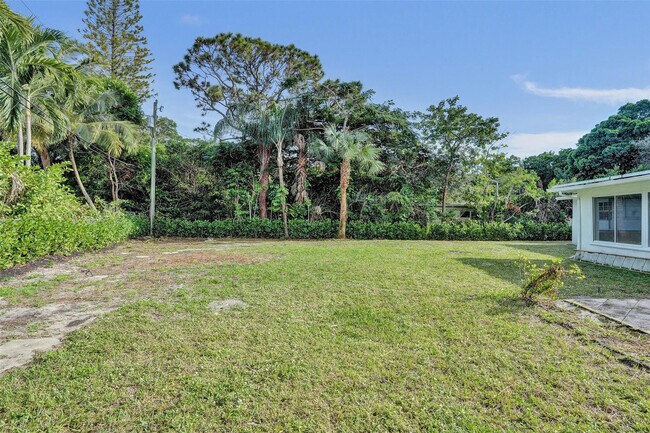 Building Photo - 249 NW 4th Diagonal