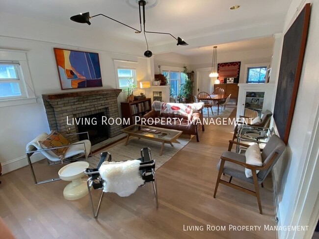 Building Photo - 5927 NE 31st Ave