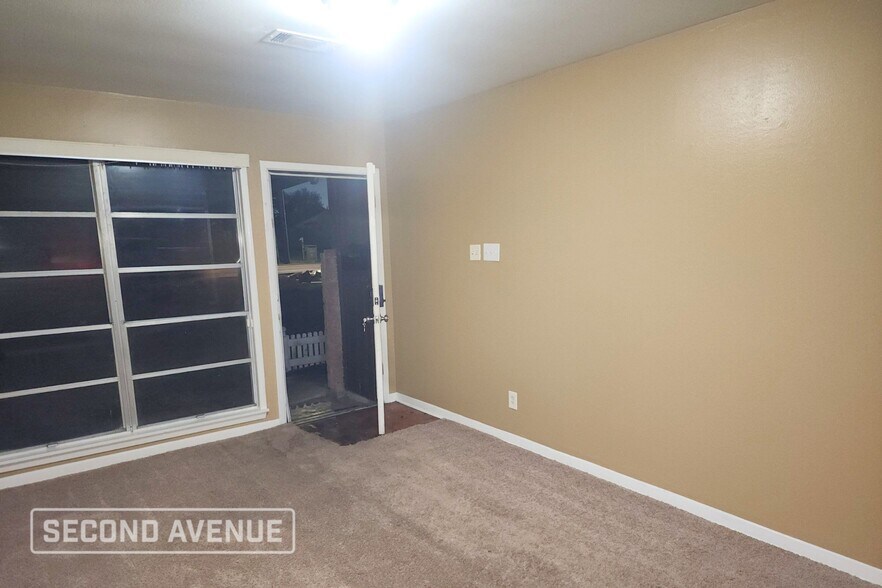 Building Photo - 10326 Kingspoint Rd