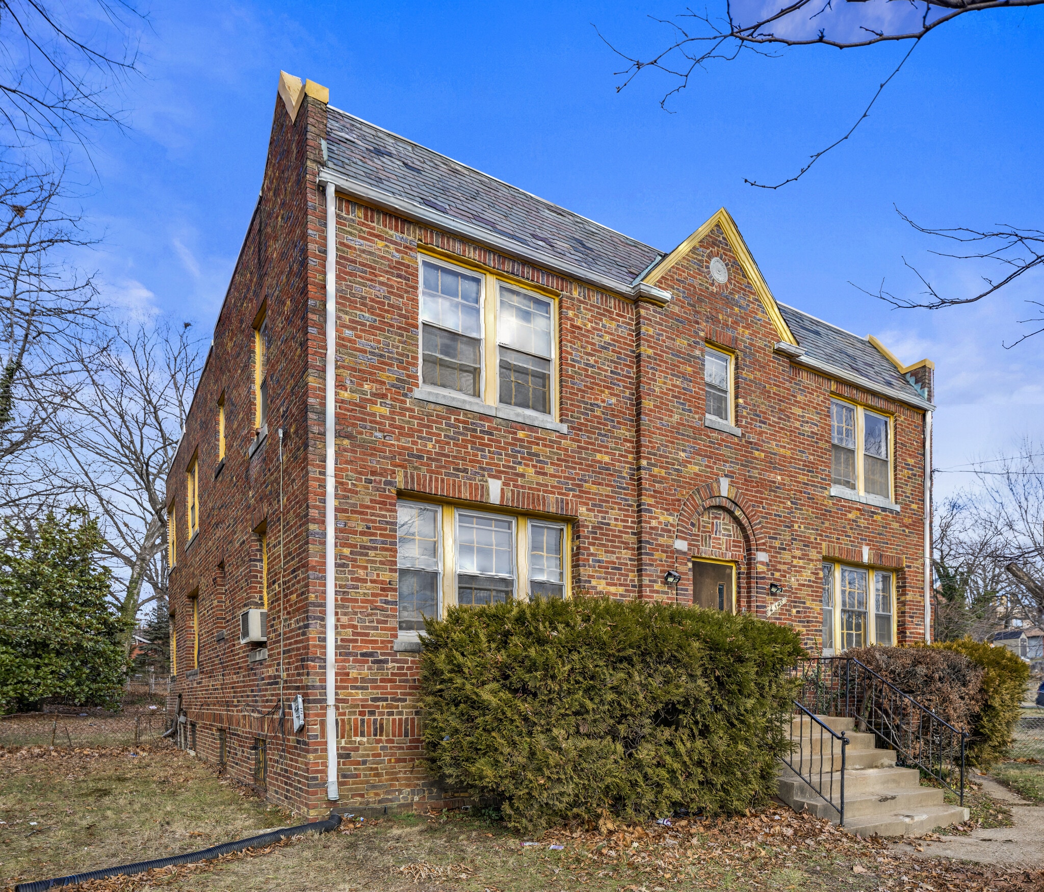 Building Photo - 4348 Southern Ave SE