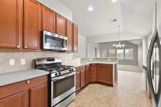 Building Photo - 15603 Walnut Leaf Ln