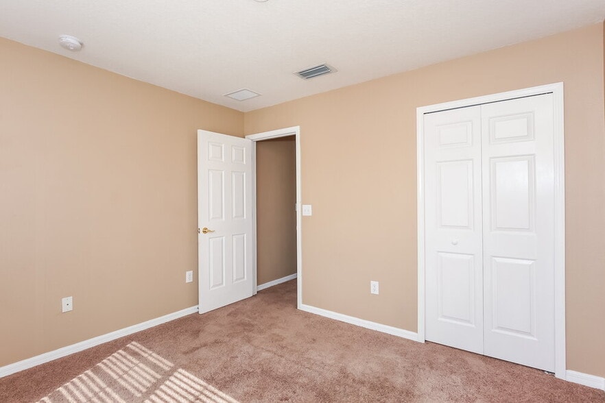 Building Photo - 11018 Whitecap Dr