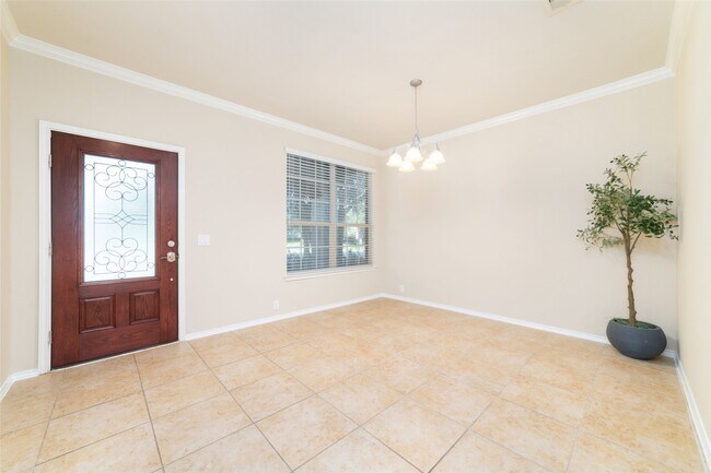 Building Photo - 6403 Guilford Glen Ln