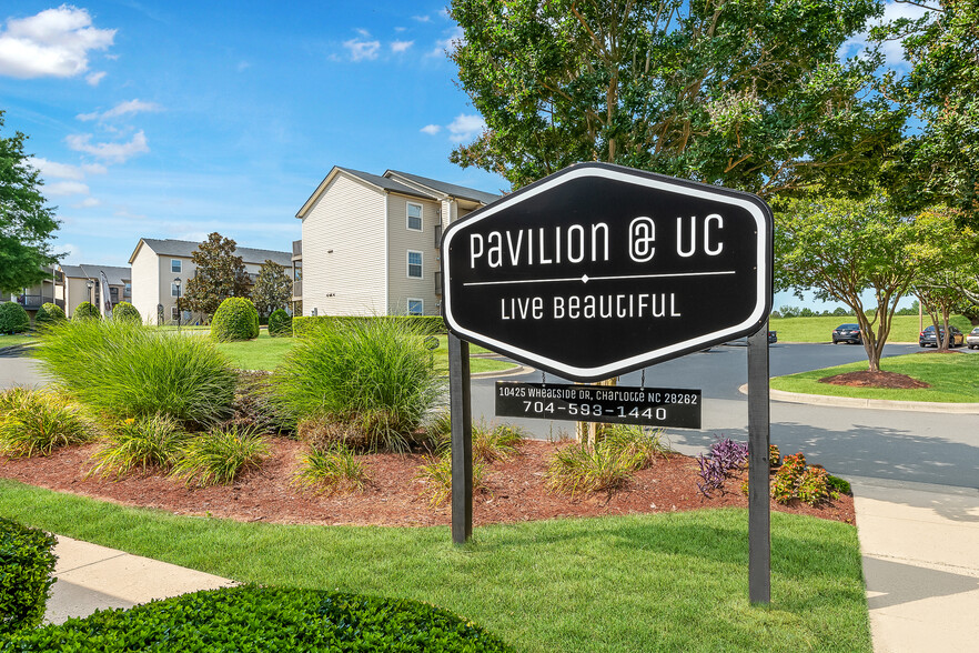 Building Photo - Pavilion at UC