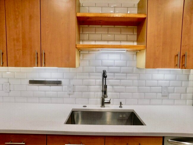 Building Photo - 4155 Turnberry Cir