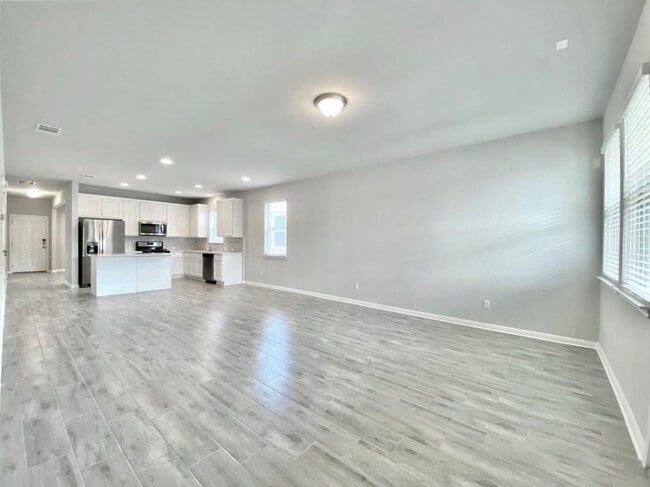 Building Photo - 2420 Pecan Island Dr
