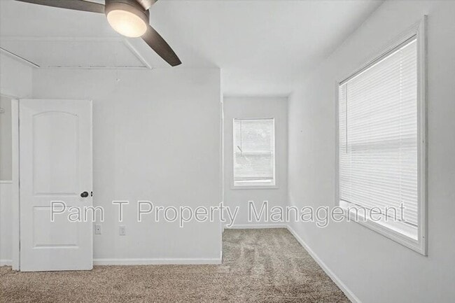 Building Photo - 1200 E 37th St