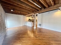 Building Photo - Beautiful 2 Bed in Historic Downtown Frede...