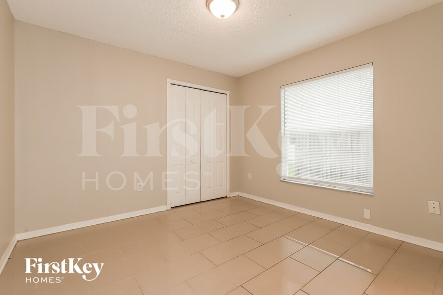 Building Photo - 1216 Timber Trace Dr