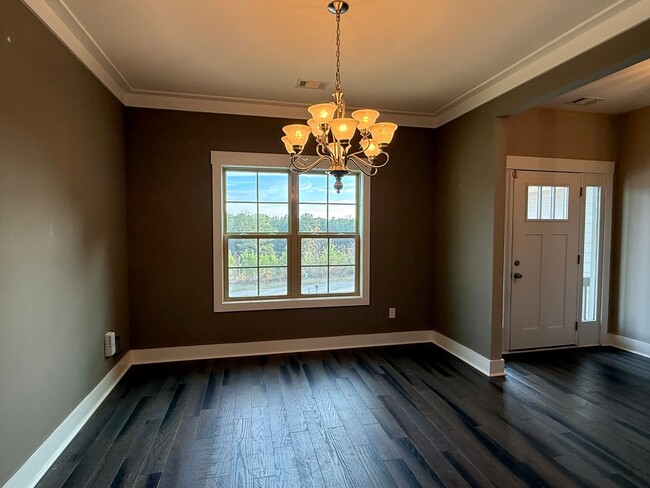 Building Photo - Beautiful Craftsman Style 2 Story Home in Parkerson`s Mill